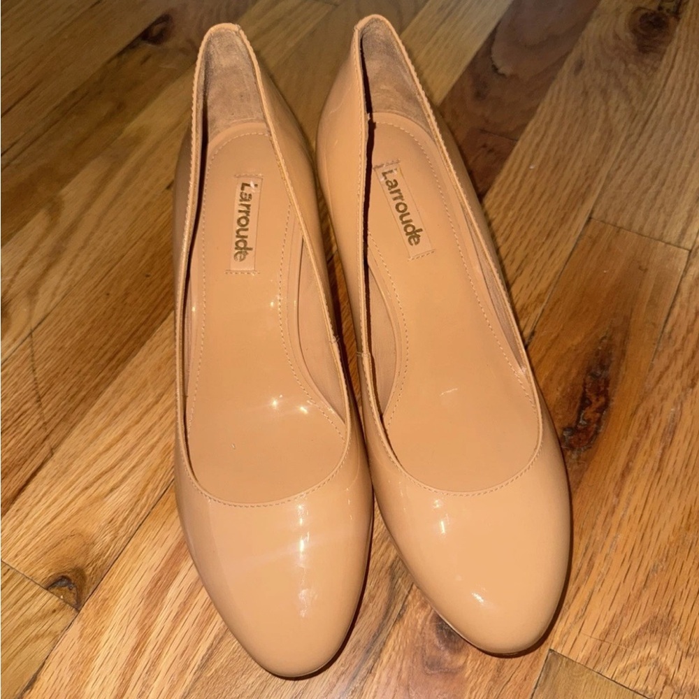 Larroude Michelle Lo Classic Tan Nude Neutral Pumps Heels 7.5 New - Picture 8 of 8